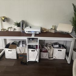 White desk 