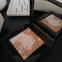 Bobby Brown highlighting Bronzer Used Full-size 