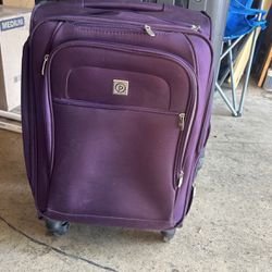 Luggage/ Suitcase 