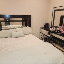 Queen Bed, Mattress, Dresser And Side Table