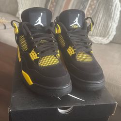 Jordan 4s