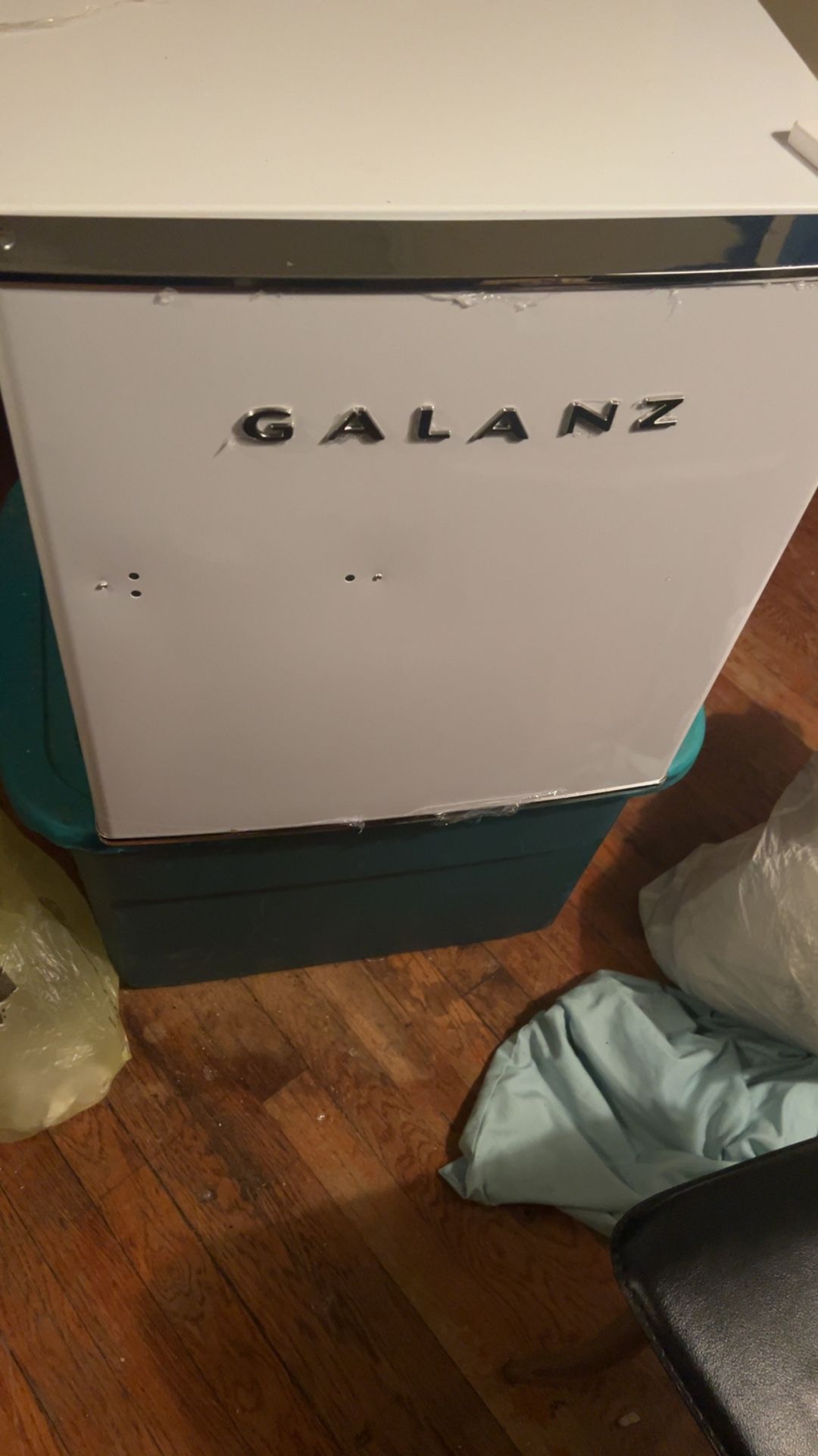 Mini Fridge $40 Obo