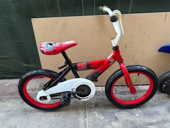 Huffy Disney Pixar Cars Lightning McQueen kids' bicycle size 16 inch