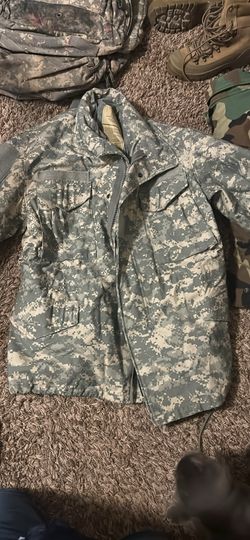 Military jacket medium