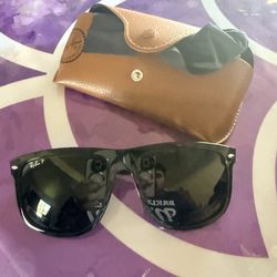 Ray-Ban RB4147 Boyfriend Sunglasses – Black / Green Polarized – Size 60 – Authentic