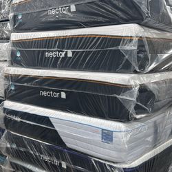 Nectar Premier Copper Memory Foam Queen size mattress 14” inches $229 only  Close out deals