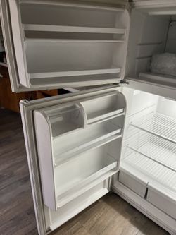 Roper Refrigerator