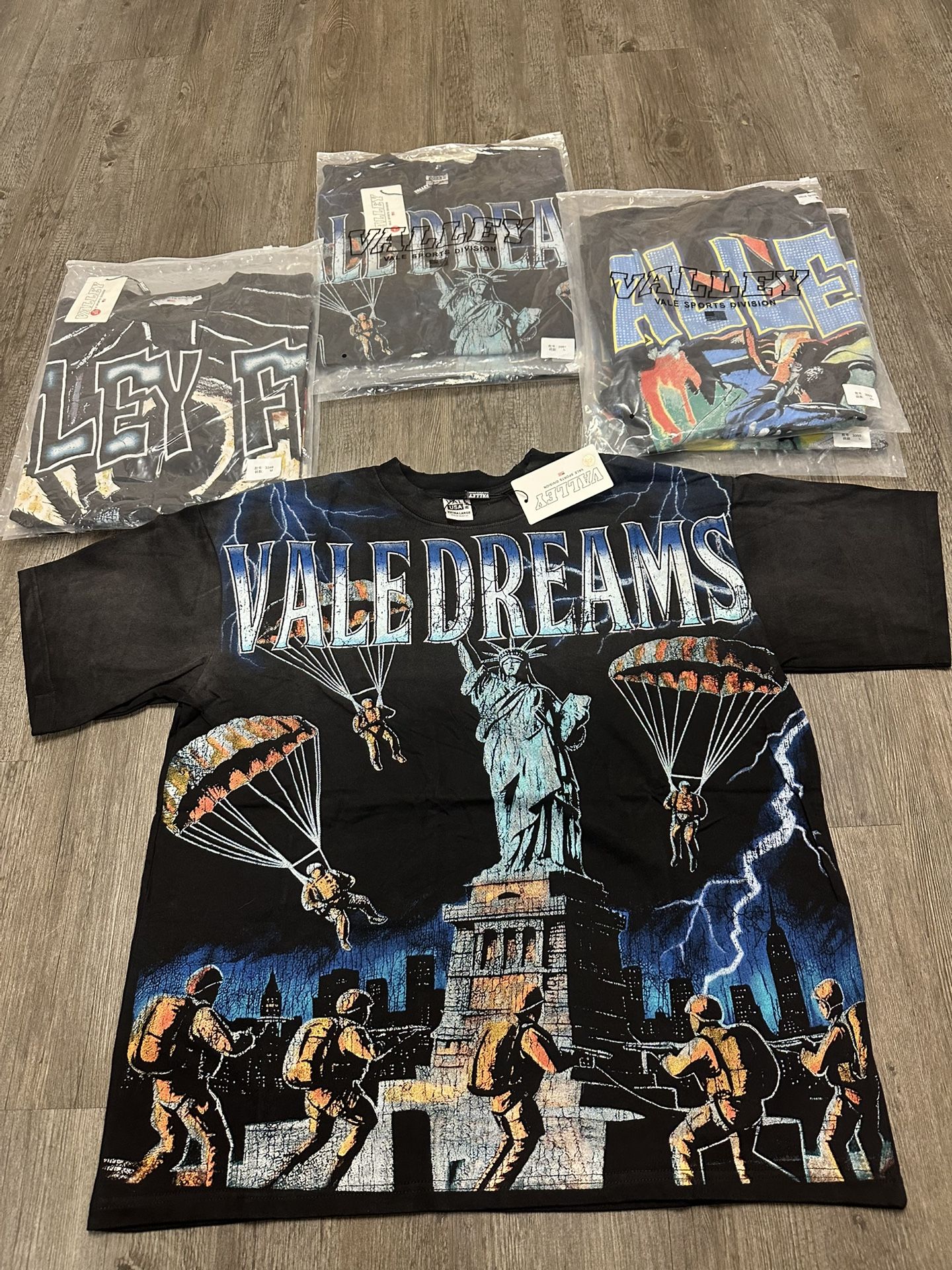 Vale Lives Forever Valley Fest Statue Of Liberty Tee