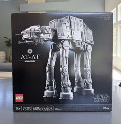 LEGO Star Wars AT-AT Ultimate Collector Series 75313