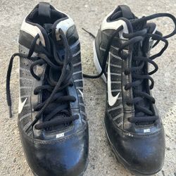  Nike Black And White Cleats