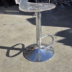 Hydraulic Bar Stools 
