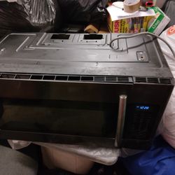 Samsung 1.8cu Inch.  Over The Range Microwave