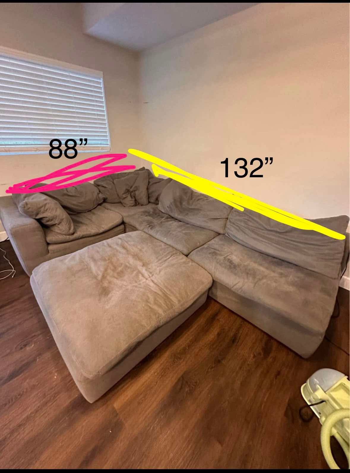 Modular Sectional Couch 