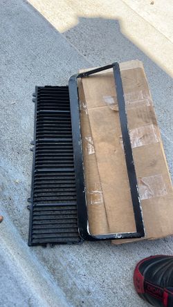 Hood louver for 70 to 72 Cutlass
