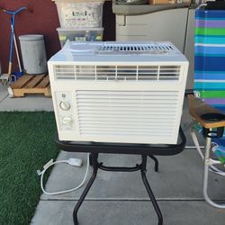 GE Window Air conditioner 