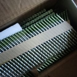 Nails/Clavos 3-1/4" X .131 