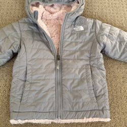 The North Face Girl’s Reversible Jacket Age 4