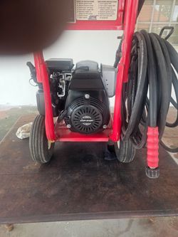 Pressure washer Honda de 3000 PSI y 2.5 GPM