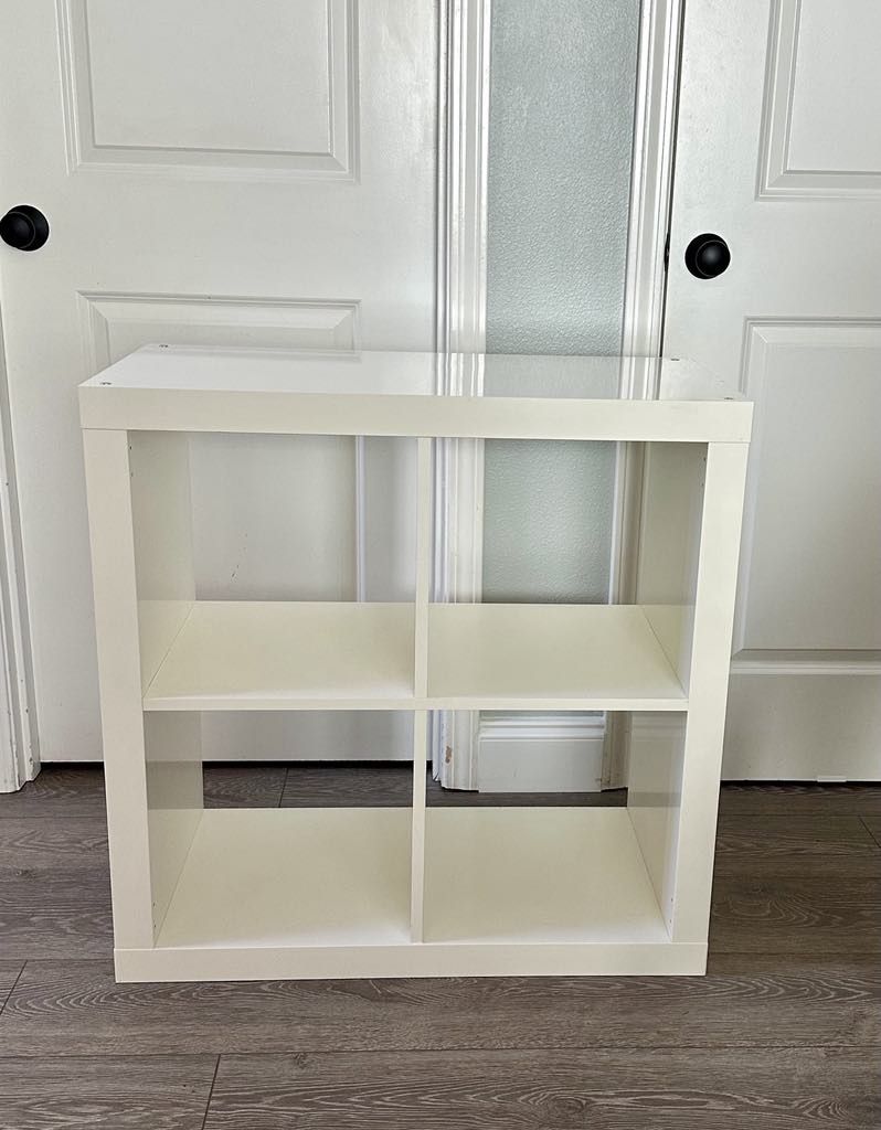 IKEA KALLAX - High Gloss Storage Cube