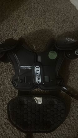 Battle shoulder pads , youth extra small