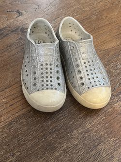 Native Kids Silver Shoes Size 10