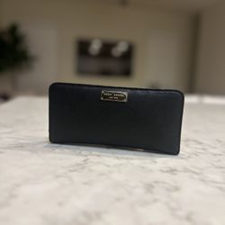 Henri Bendel Wallet 