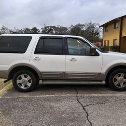2004 Ford Expedition