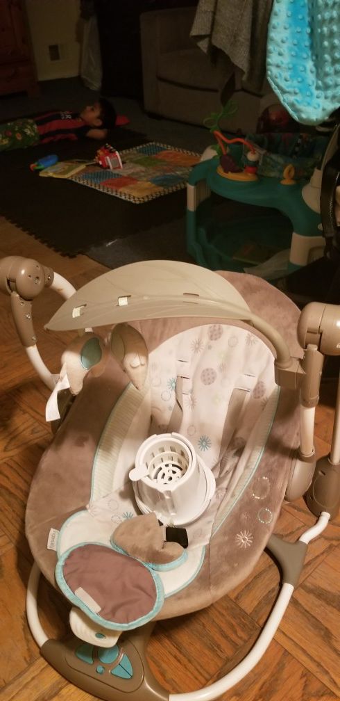 I am selling a baby rocking chair and a bottle warming machine