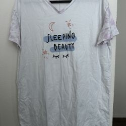 Girl’s Oversized “Sleeping Beauty” Sleep Shirt Size 14/16