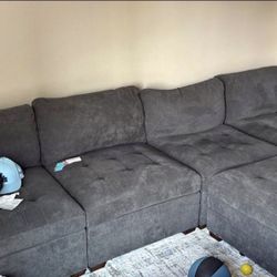 Thomas Ville 6 Piece Couch