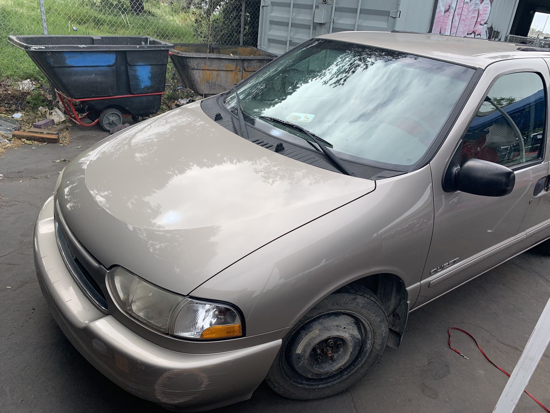 2000 Nissan Quest