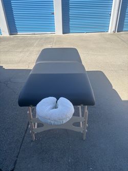 Massage table Custom Craftworks Athena