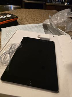 iPad 6th Gen-128 Gb