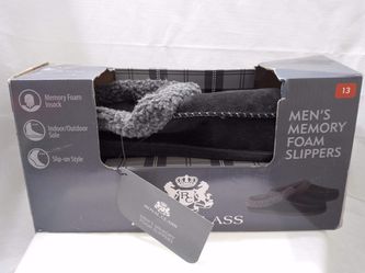 BRAND NEW - MEN'S MEMORY FOAM SLIPPERS (SIZE 13)