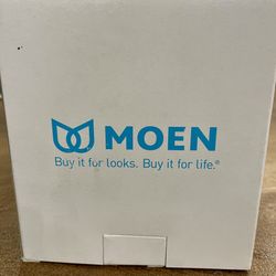 MOEN Glyde Chrome Toilet paper holder and 2 Towels Rings Brand New in box