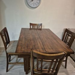 Dining Table (Bar Height)