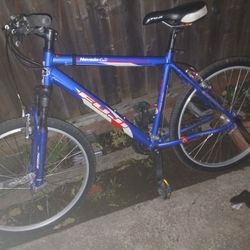 Fuji Nevada 4.0. (Like NEW!!!)