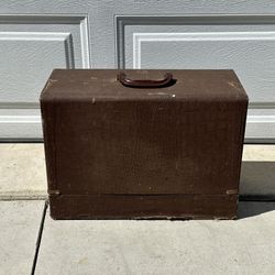 Vintage Sewing Machine Case