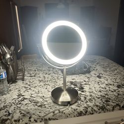 Light Up Mirror For Makeup/ Cosmetics  