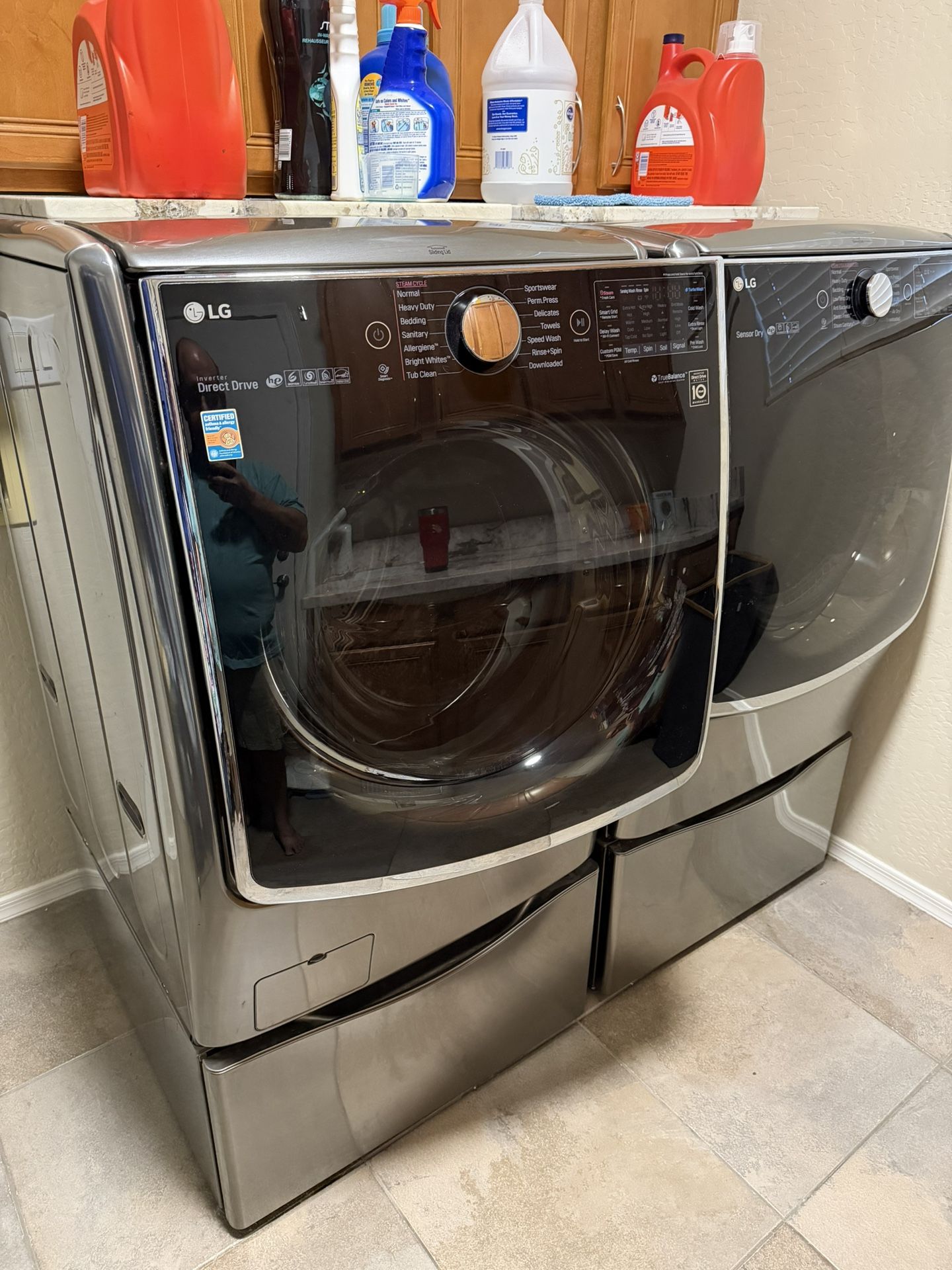 LG Washer & Dryer Set