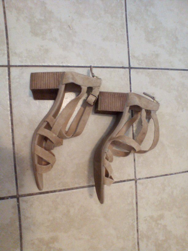 Franco Sarto Sandals Size 10