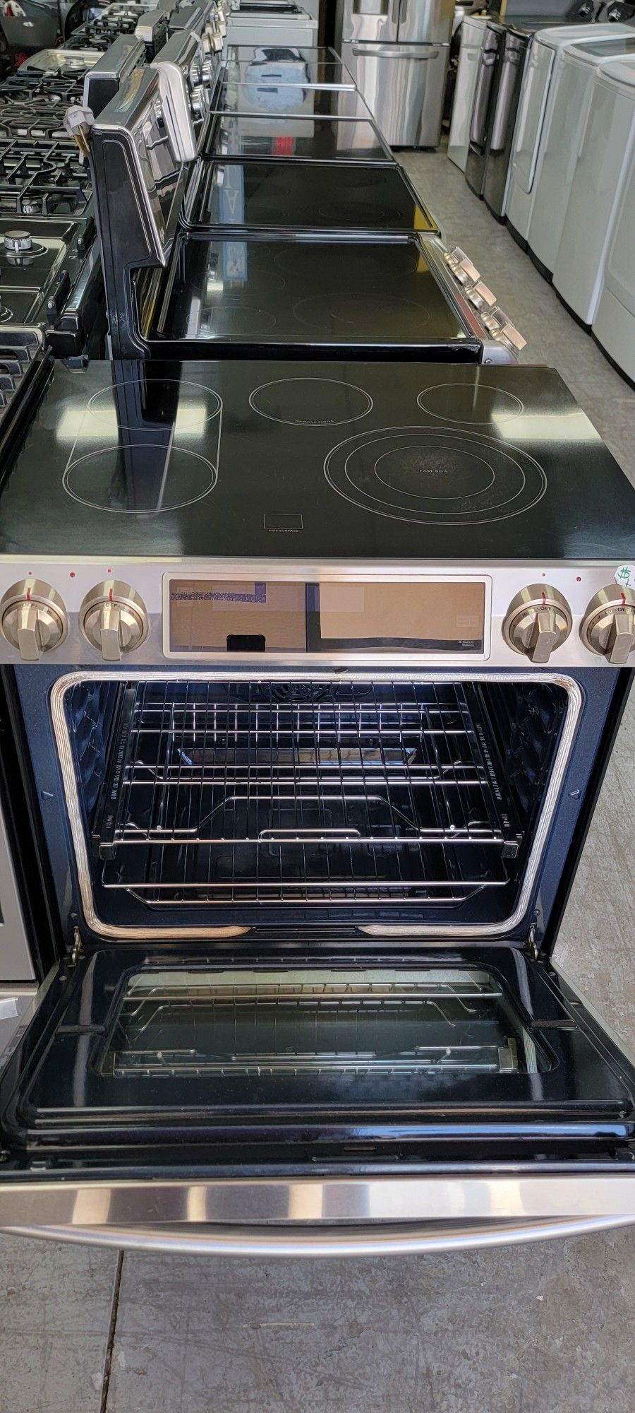 Stainless Electric Slide-in Glass Top Everything Works With Warranty