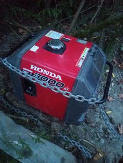 Honda EU 3000IS inverter generator