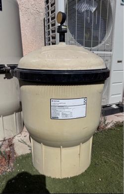 Pentair Clean & Clear Plus CCP240 pool filter –very light use