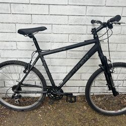 Trek 3700 Mountain Bike - SRAM - Shimano- Araya -Bontrager - Ready To Ride 
