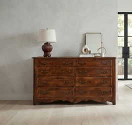 Ethan Allen Solid Wood Dresser – 8 Drawers (Classic Vintage Style)