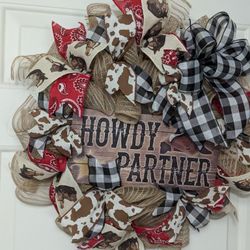 Howdy Partner Door Wreath 