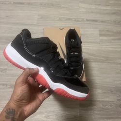 Bred Jordan 11 Low 