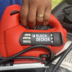 Black And Decker Saw 