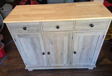 Cabinet Like New